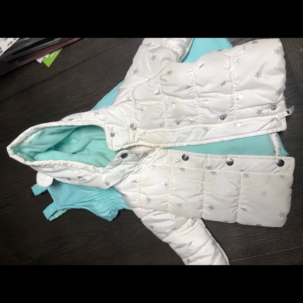 Snowsuit - Picture 5 of 5